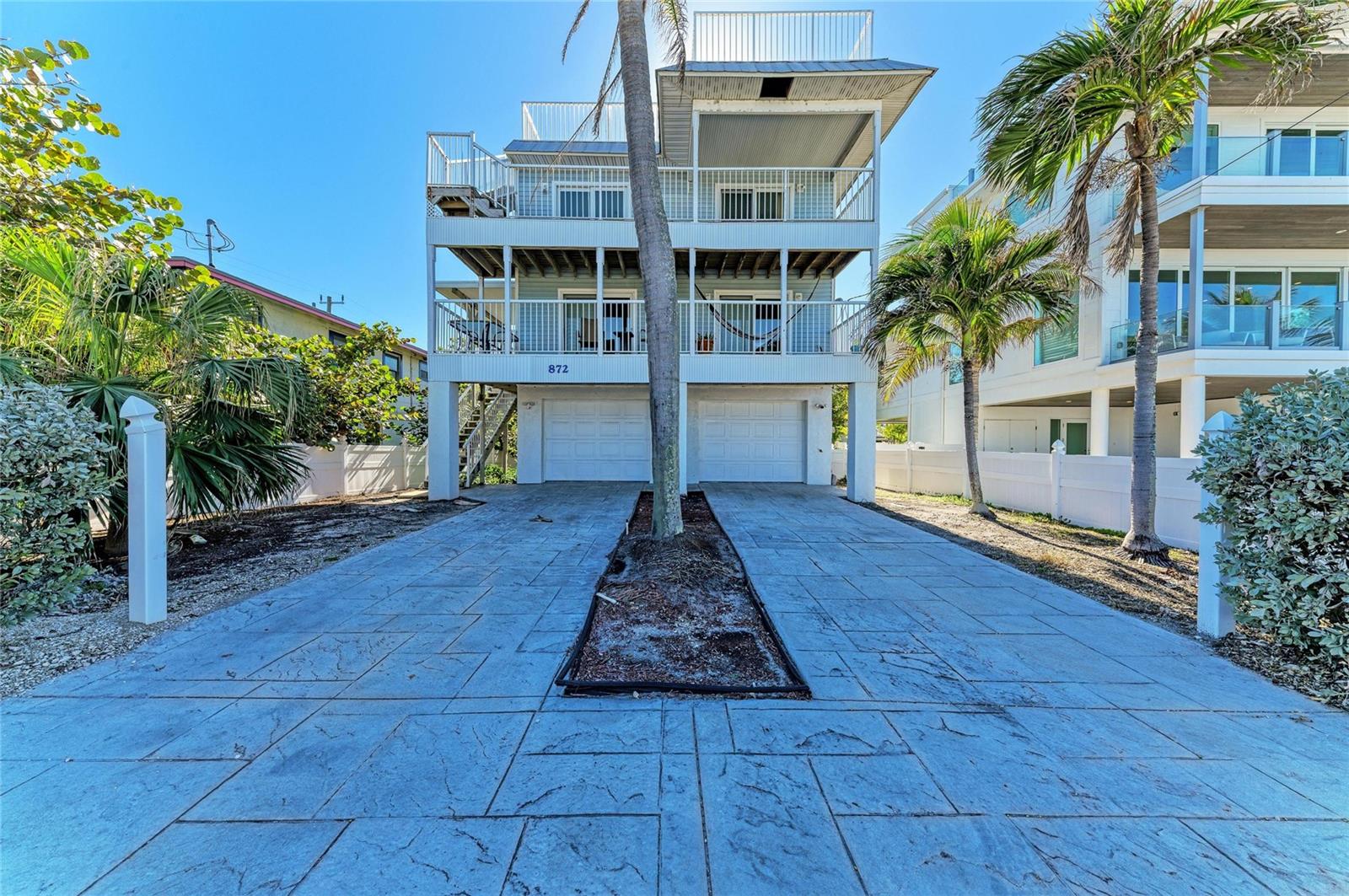 872 North Shore Dr, Anna Maria, FL 34216