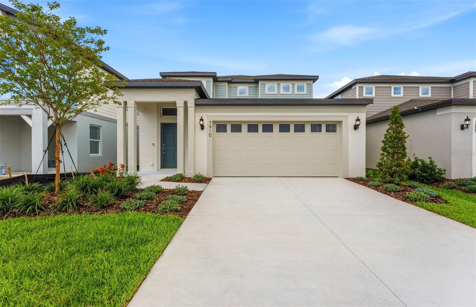 7910 Palm Paradise Pl, Parrish, FL 34219