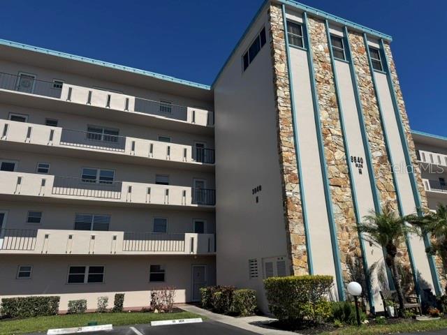 3840 Ironwood Ln #304h, Bradenton, FL 34209