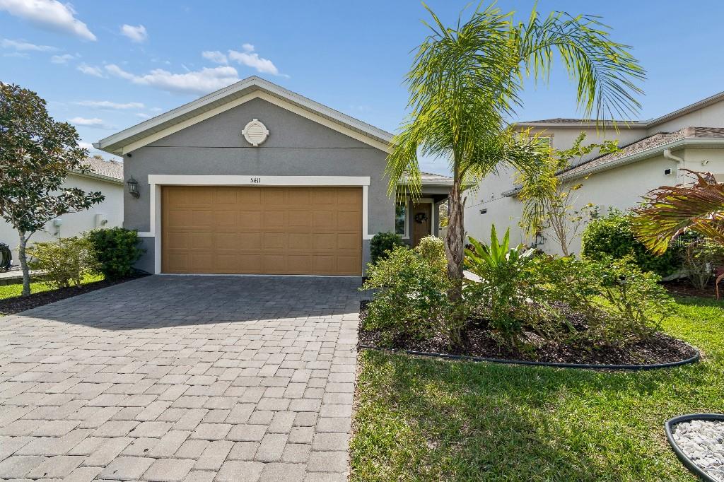 5411 Los Robles Ct, Palmetto, FL 34221