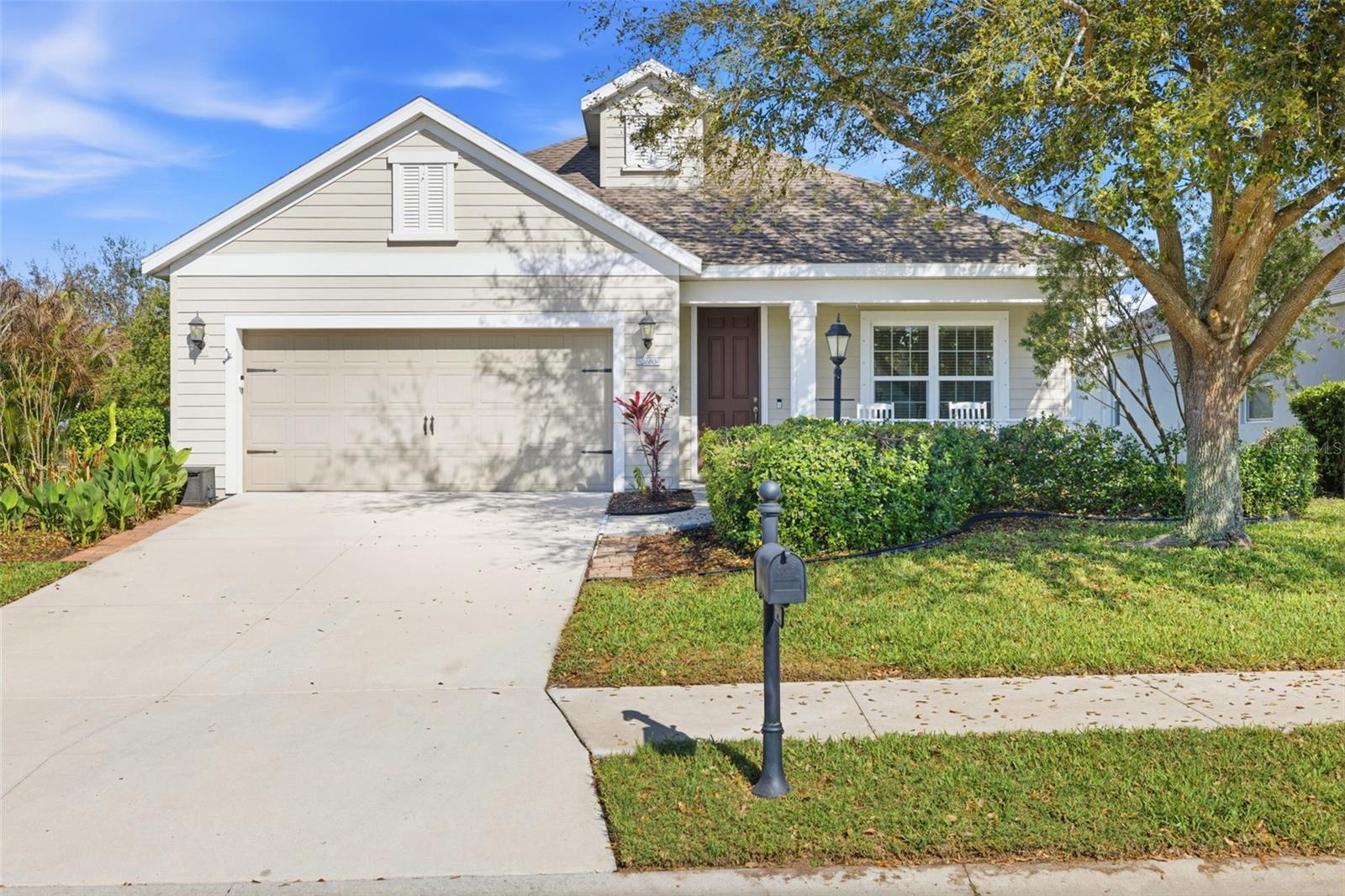 16804 Myrtle Hill Ln, Parrish, FL 34219