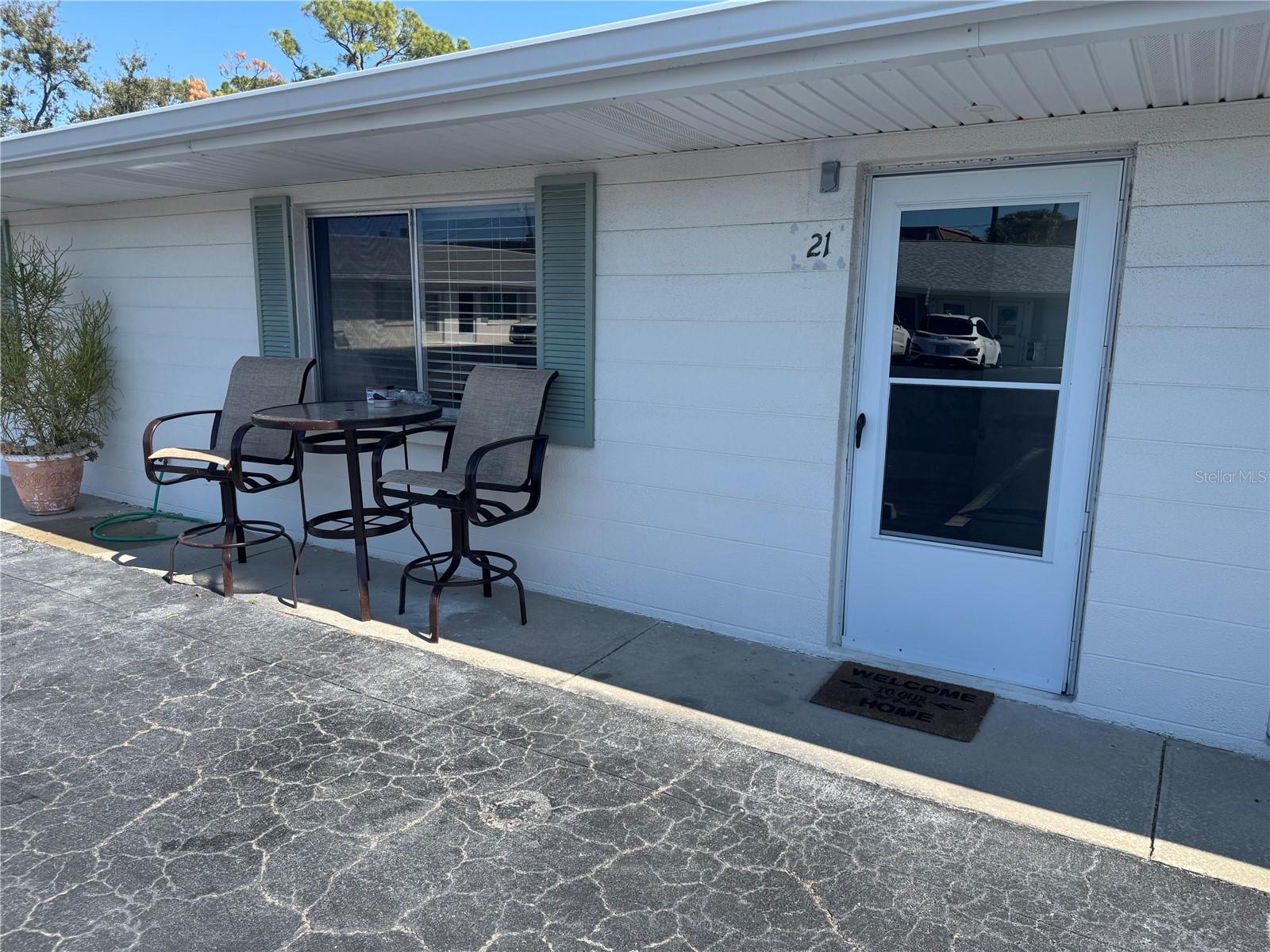525 Manatee Ct #21, Venice, FL 34285