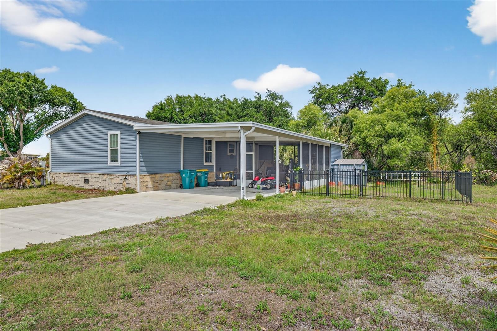 6126 Ivory Bill Dr, Englewood, FL 34224