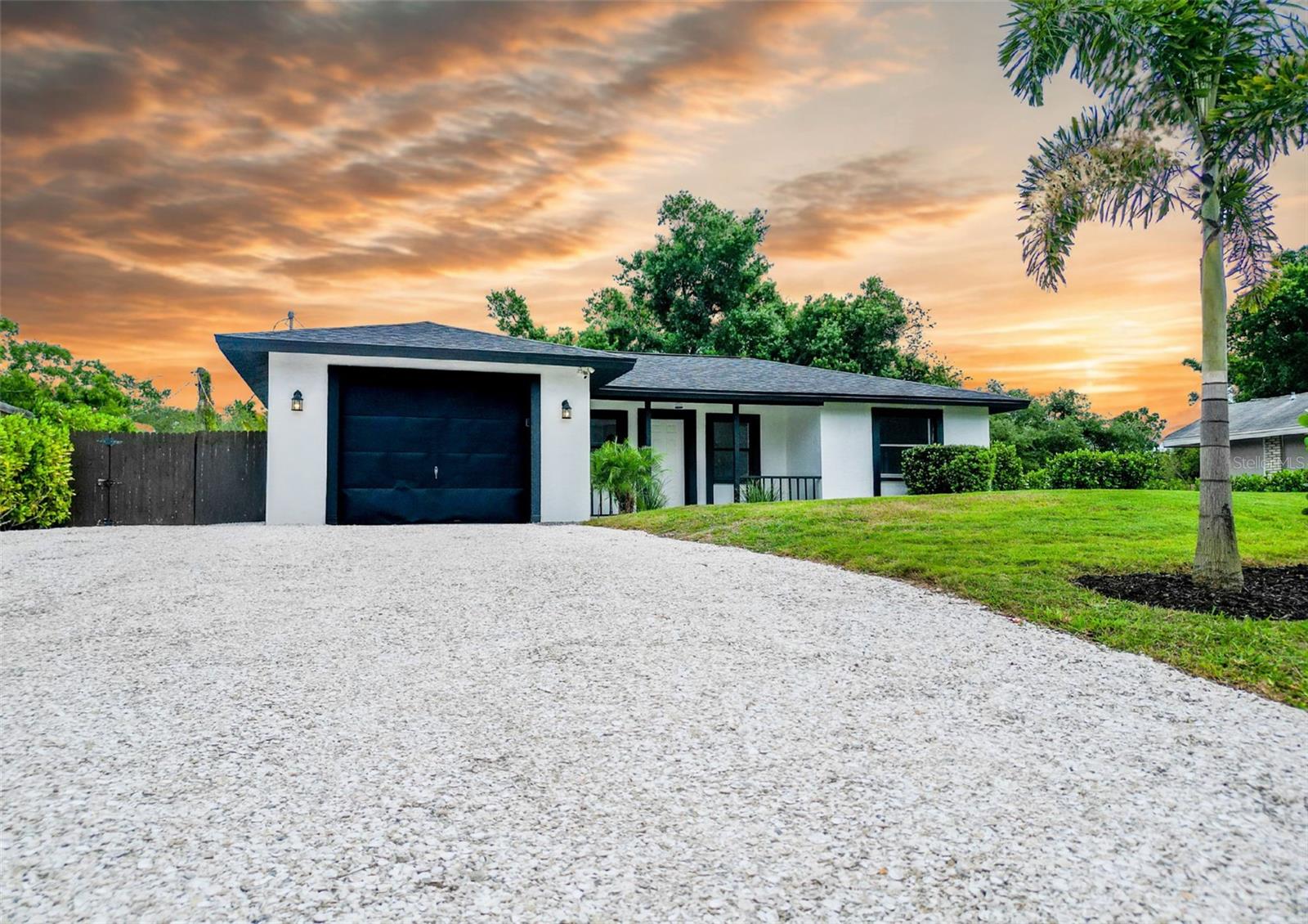 629 Albritton Ave, Sarasota, FL 34232