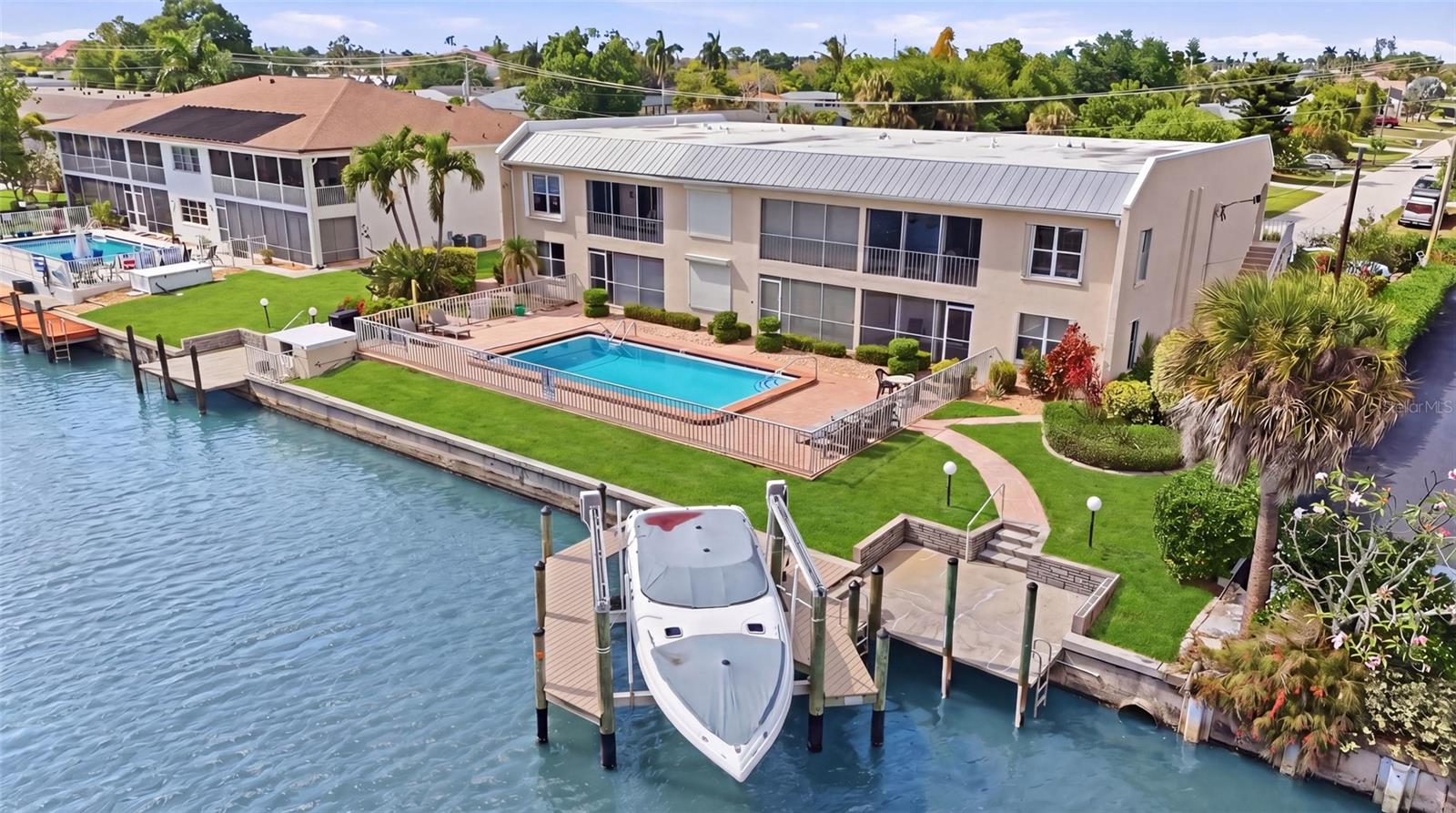 912 Se 46th St #201, Cape Coral, FL 33904