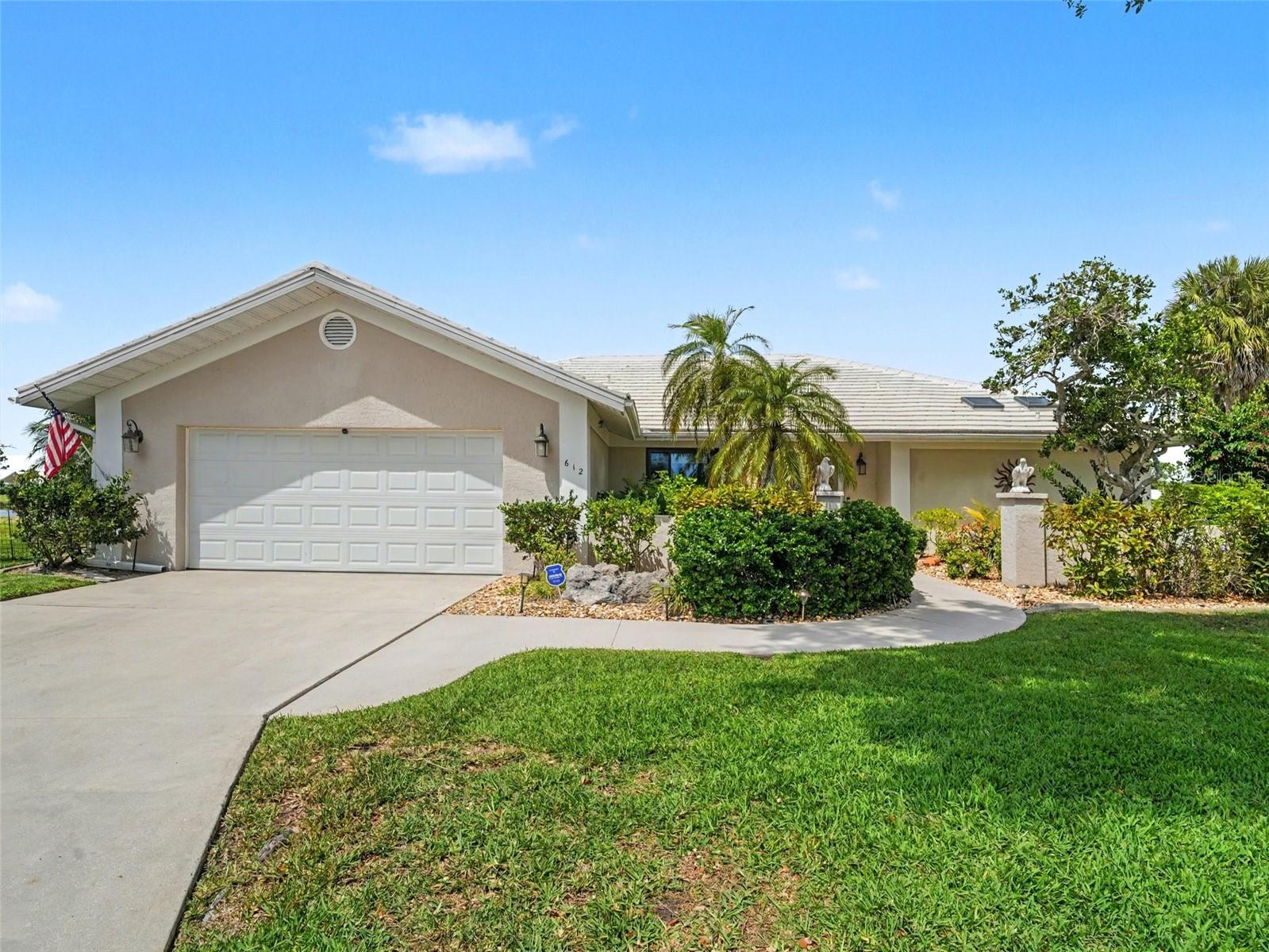612 Paget Dr, Venice, FL 34293