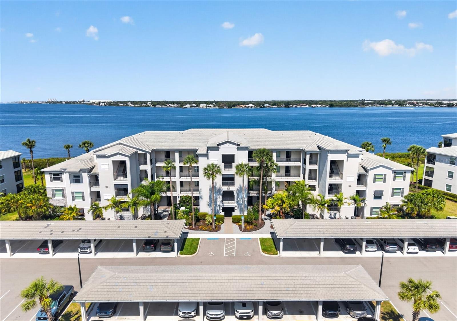 1020 Tidewater Shores Loop #301, Bradenton, FL 34208
