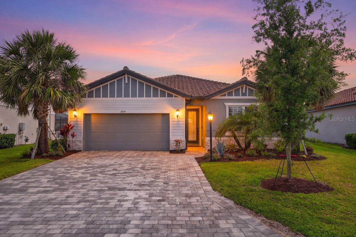3709 Savanna Palms Ct, Bradenton, FL 34211
