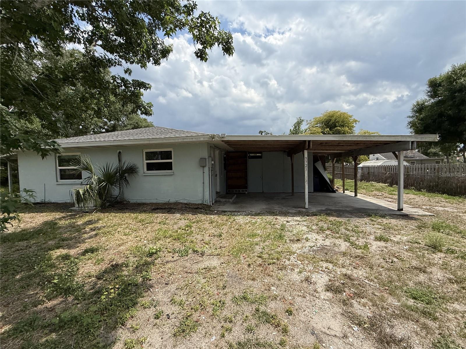 3721 36th Ave E, Palmetto, FL 34221