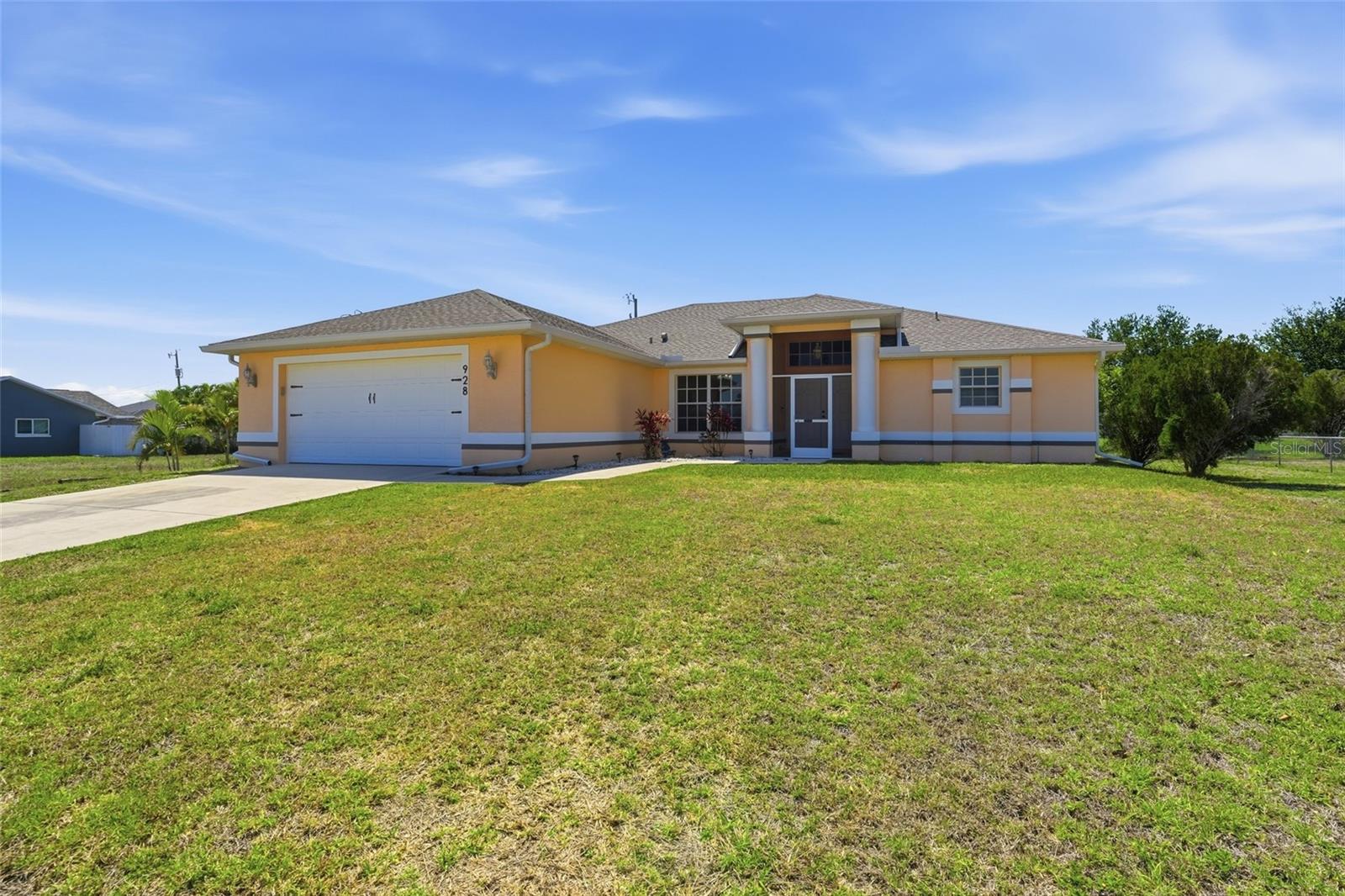 928 Nw 5th Pl, Cape Coral, FL 33993