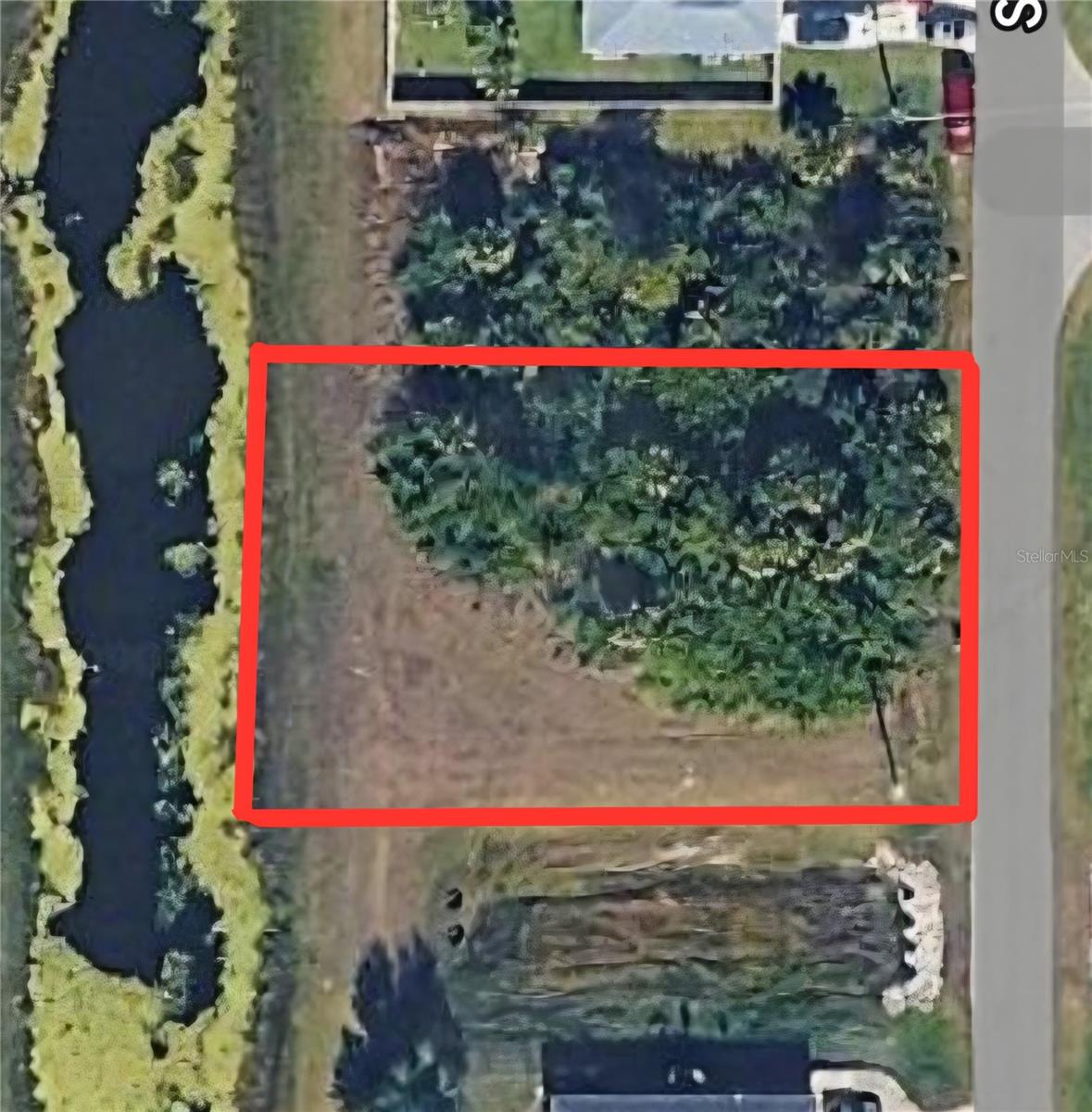 Sawyer Cir, North Port, FL 34288