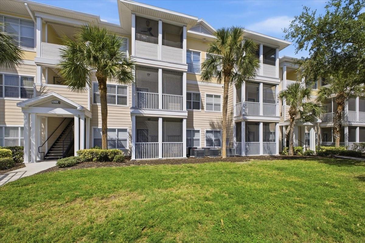 4802 51st St W #903, Bradenton, FL 34210