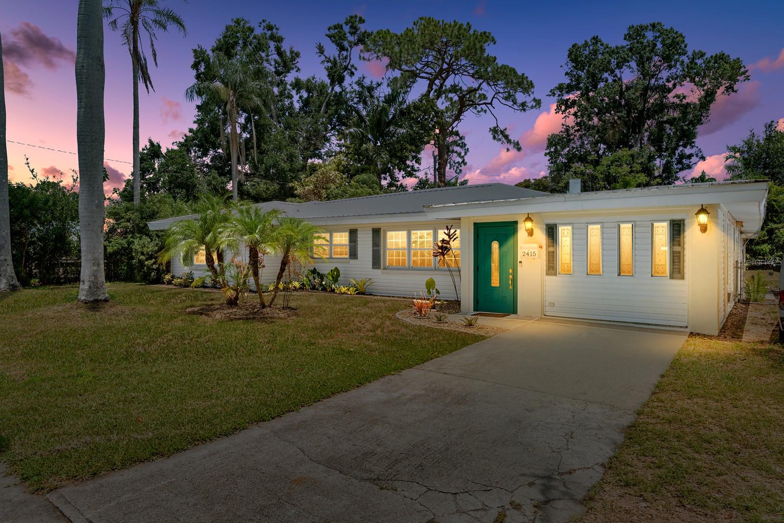 2415 2nd Ave E, Bradenton, FL 34208