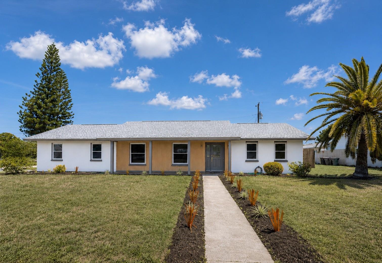 3810 18th Ave W, Bradenton, FL 34205