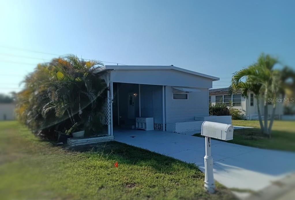 5031 4th St E, Bradenton, FL 34203