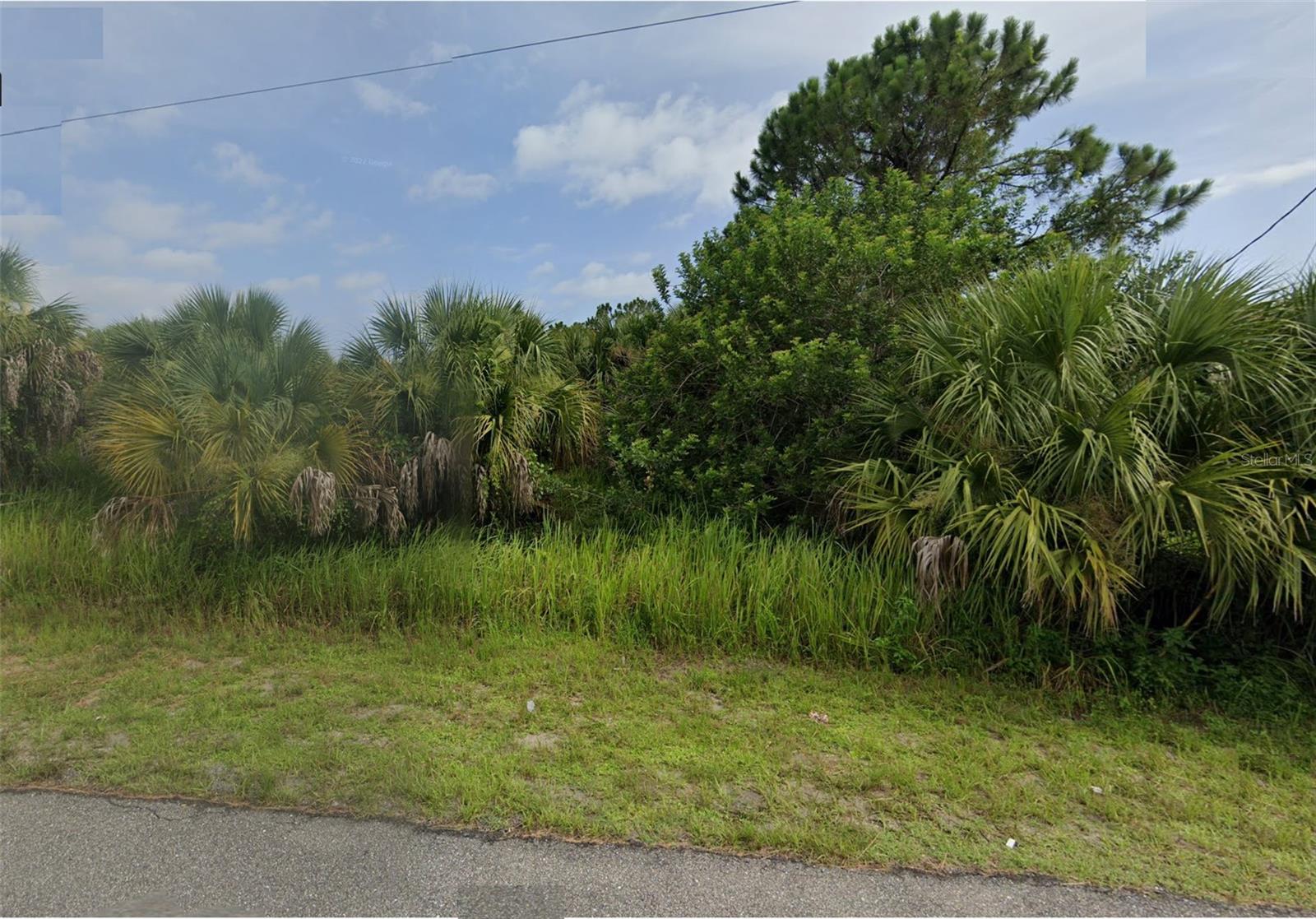 Rocliff Ave, North Port, FL 34287