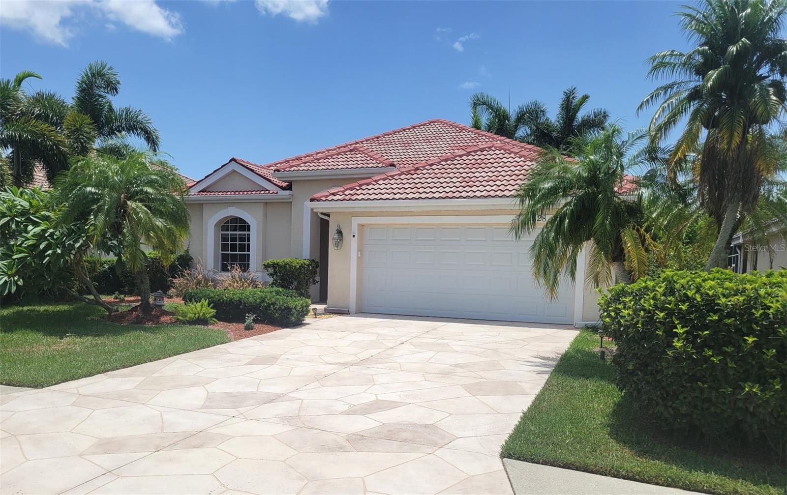 6828 Winslow St, Sarasota, FL 34243