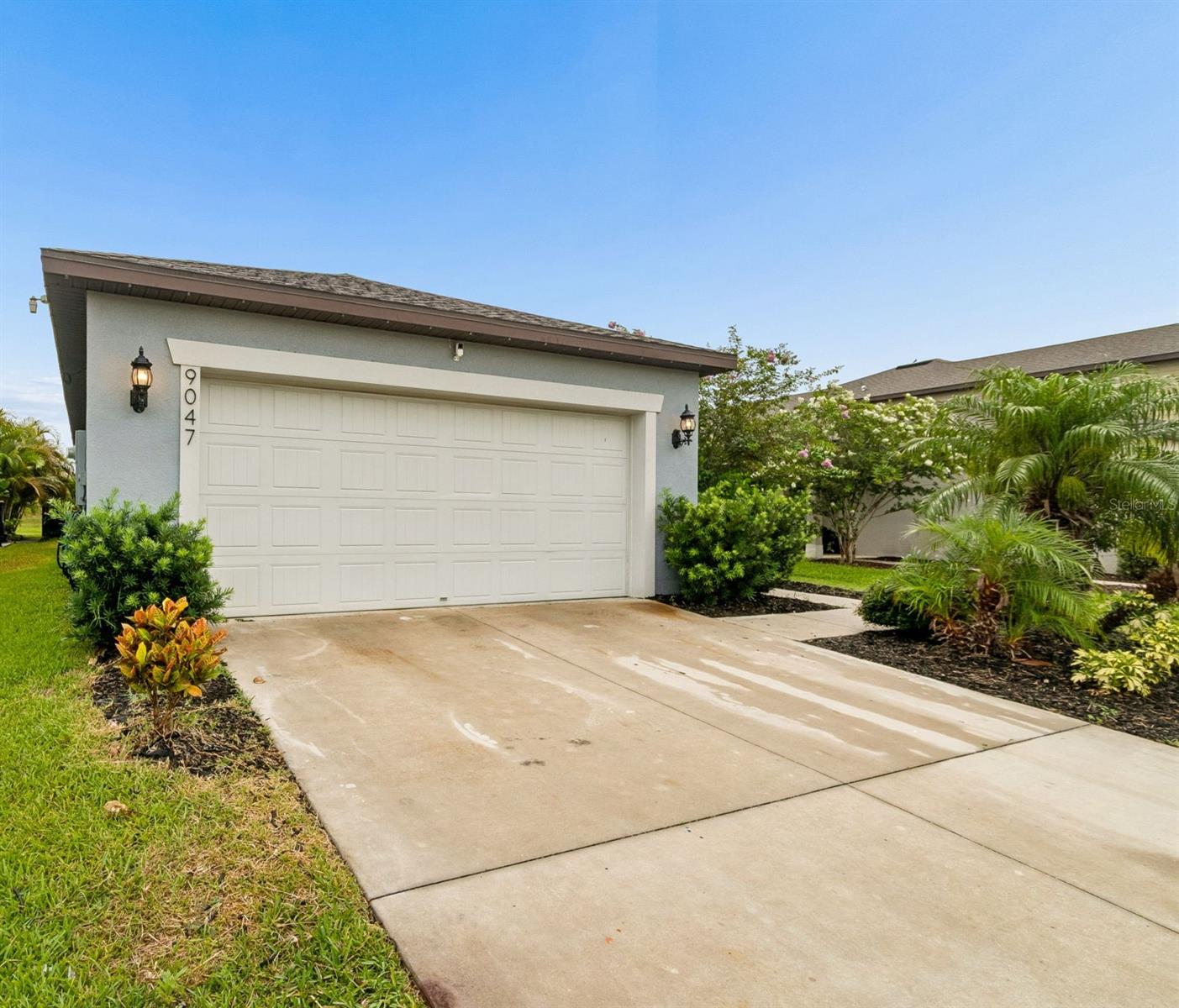 9047 Royal River Cir, Parrish, FL 34219