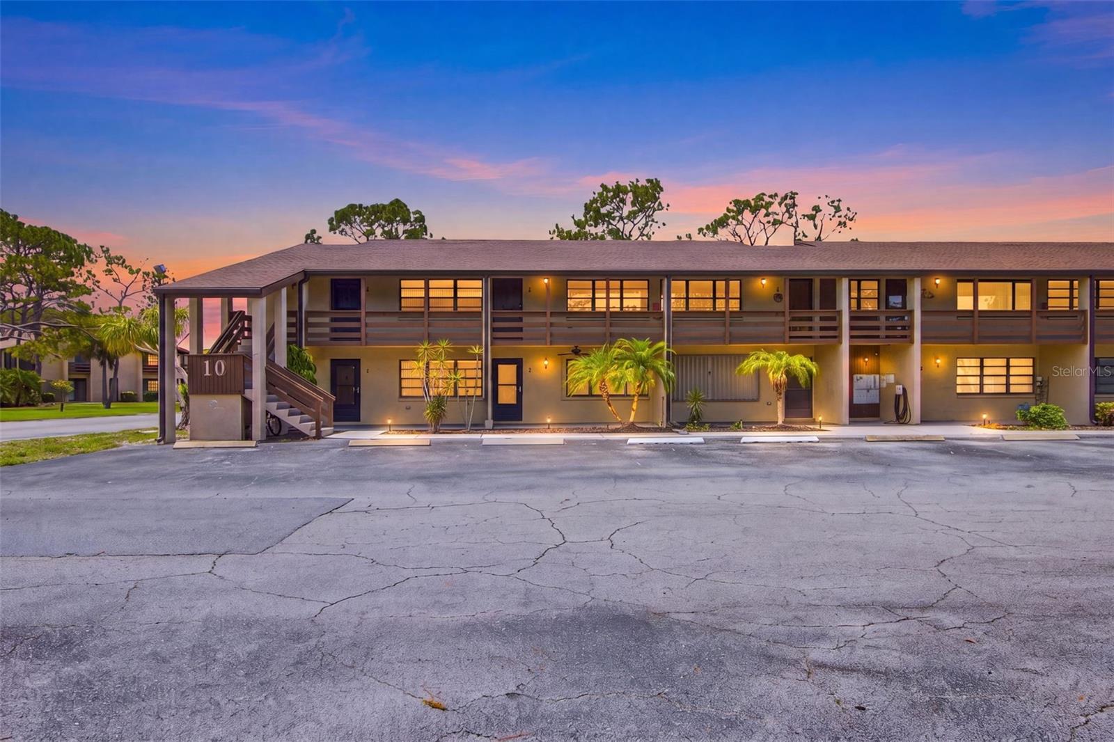 10 Quails Run Blvd #8, Englewood, FL 34223