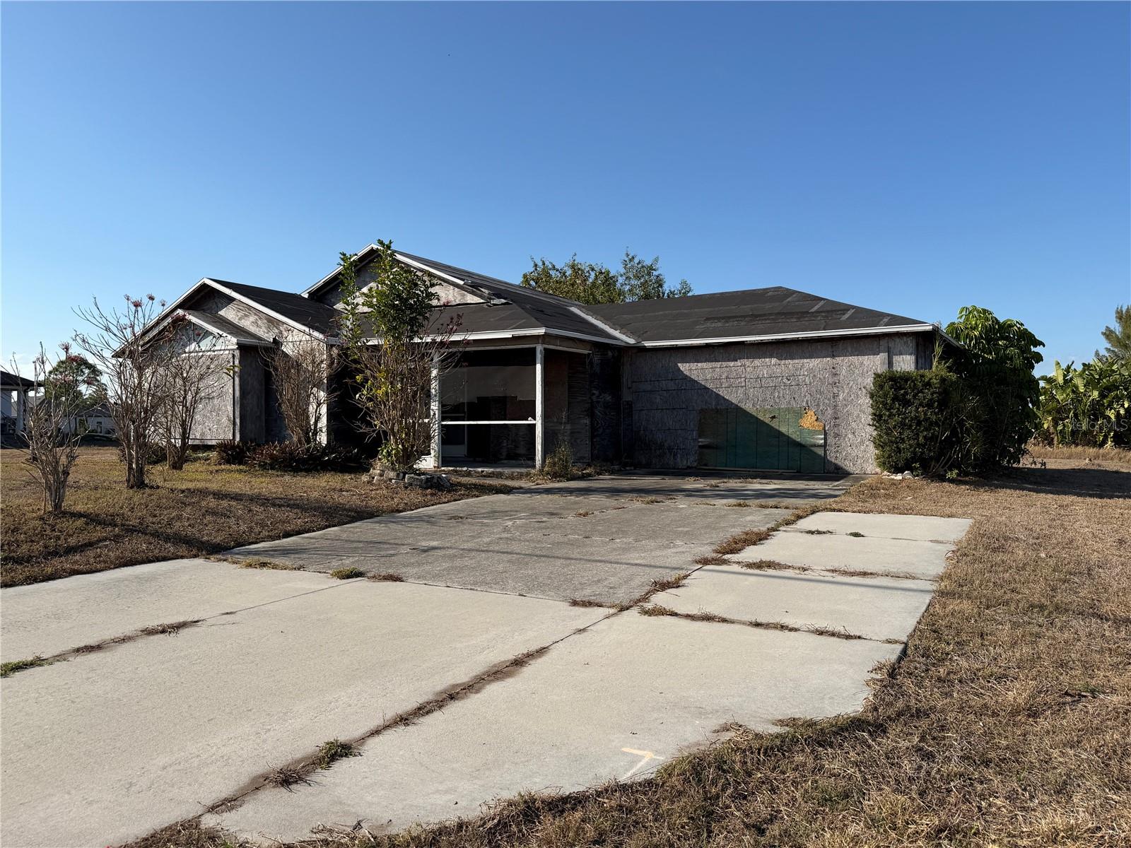 2601 Van Buren Pkwy, Cape Coral, FL 33993