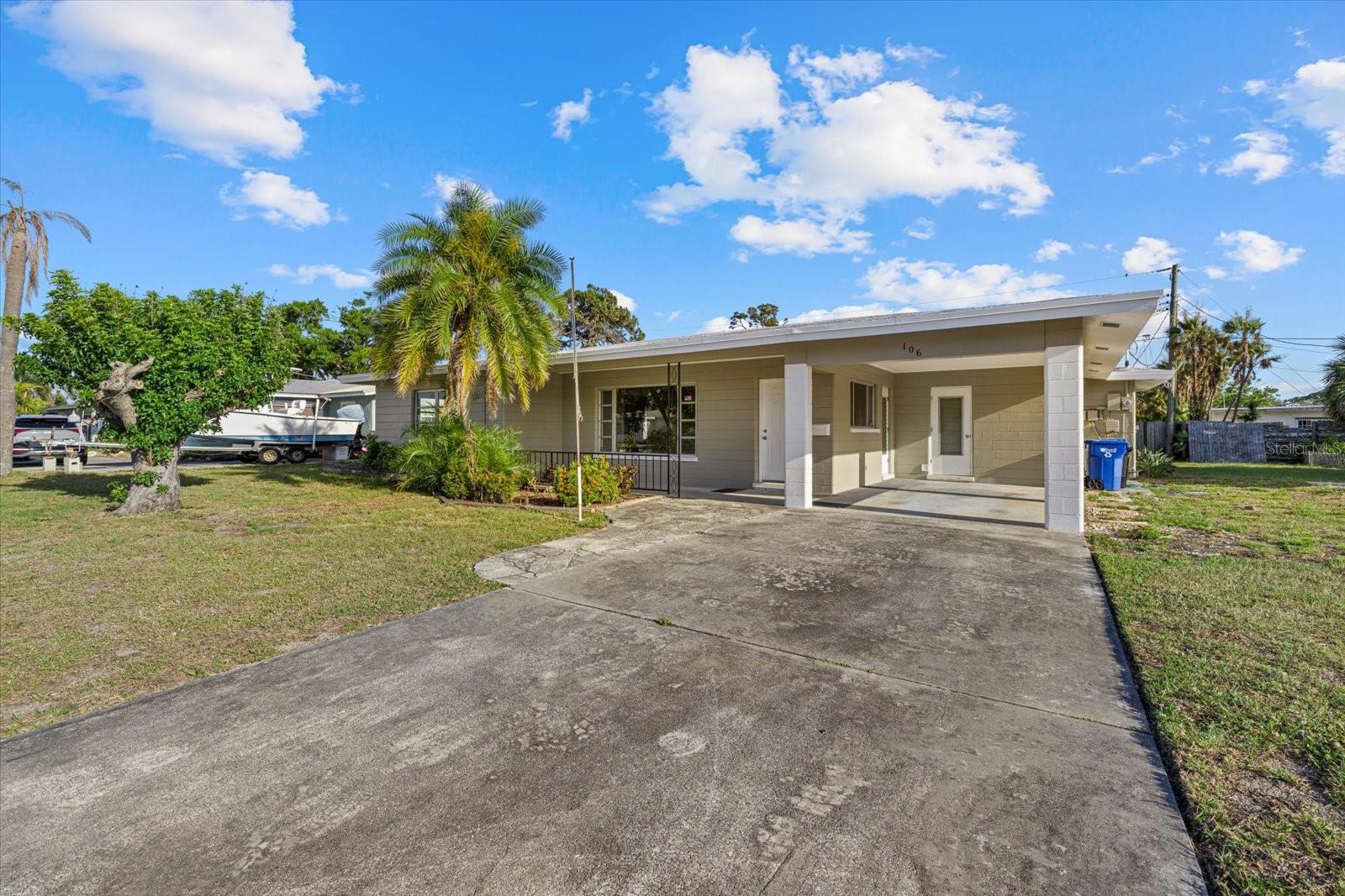 106 Aurora St E, Venice, FL 34285