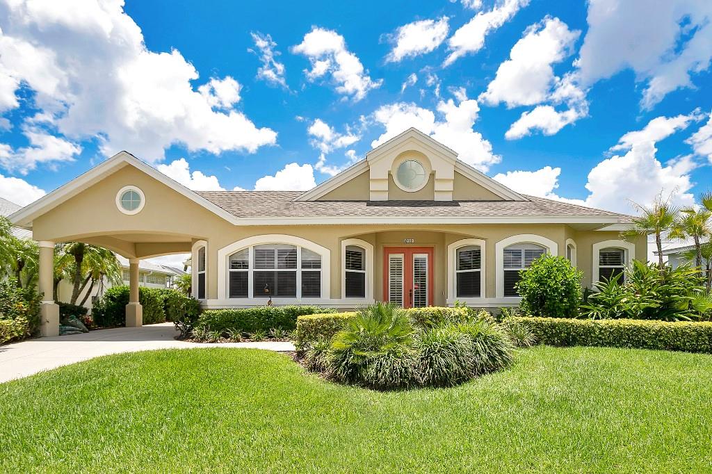 4716 Pinnacle Dr, Bradenton, FL 34208
